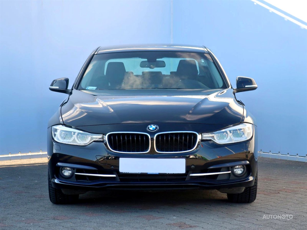 BMW Řada 3, 2017 - pohled č. 2