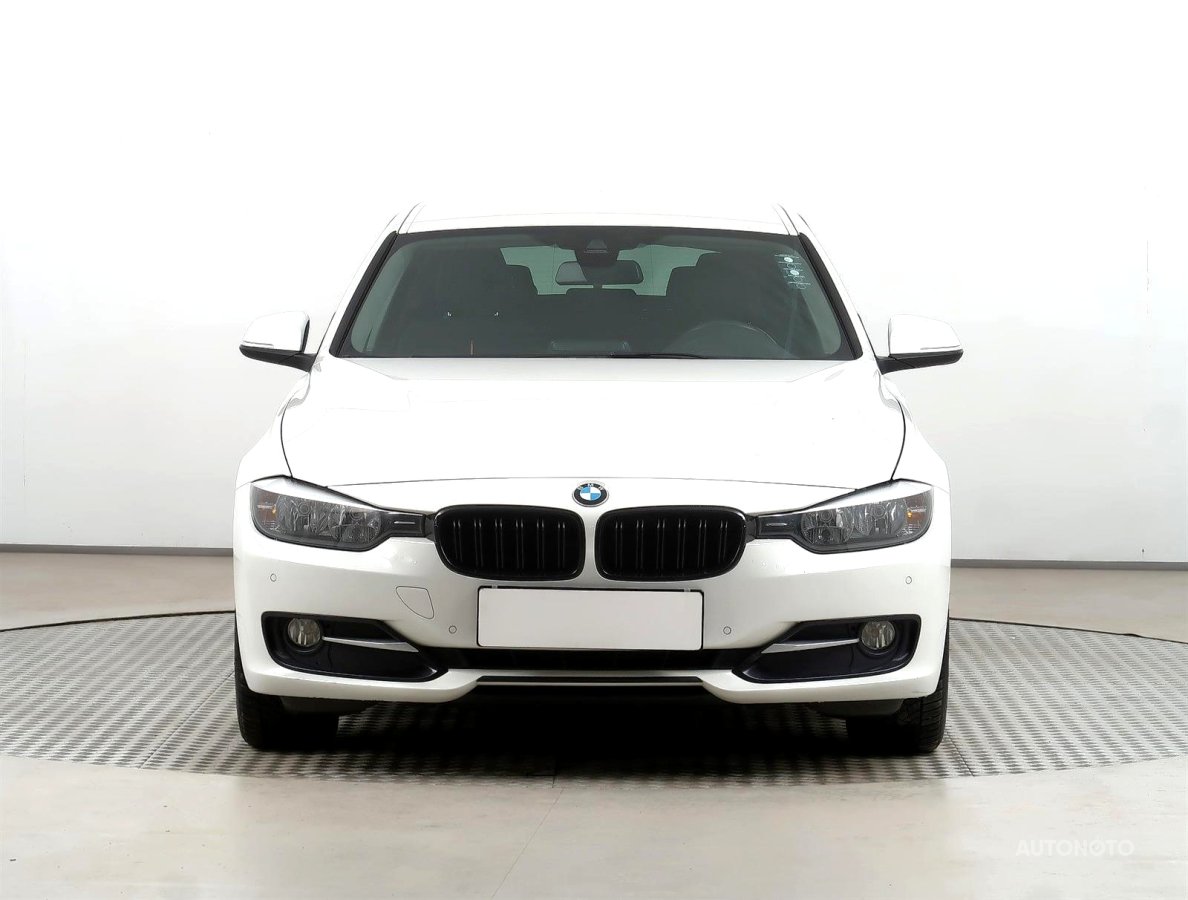 BMW Řada 3, 2015 - pohled č. 2