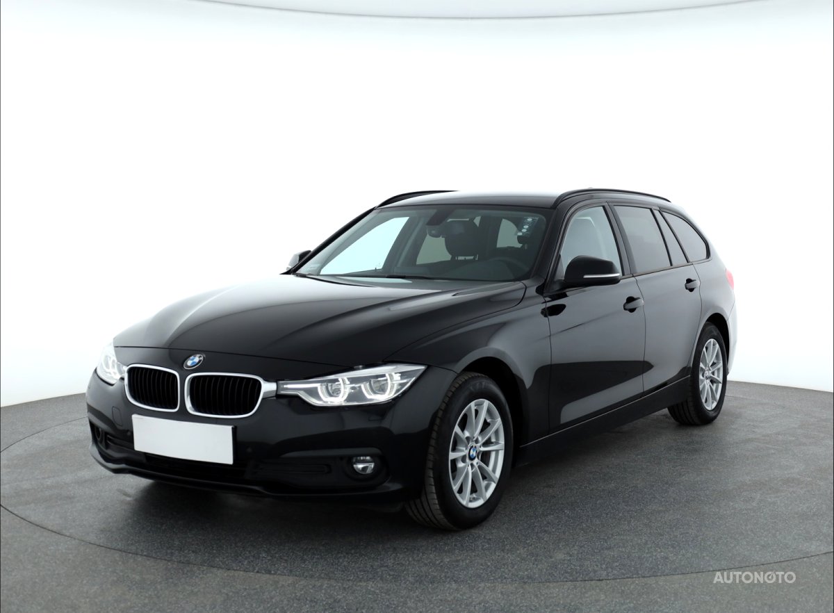 BMW Řada 3, 2018 - pohled č. 3