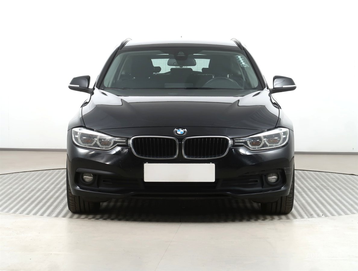 BMW Řada 3, 2015 - pohled č. 2