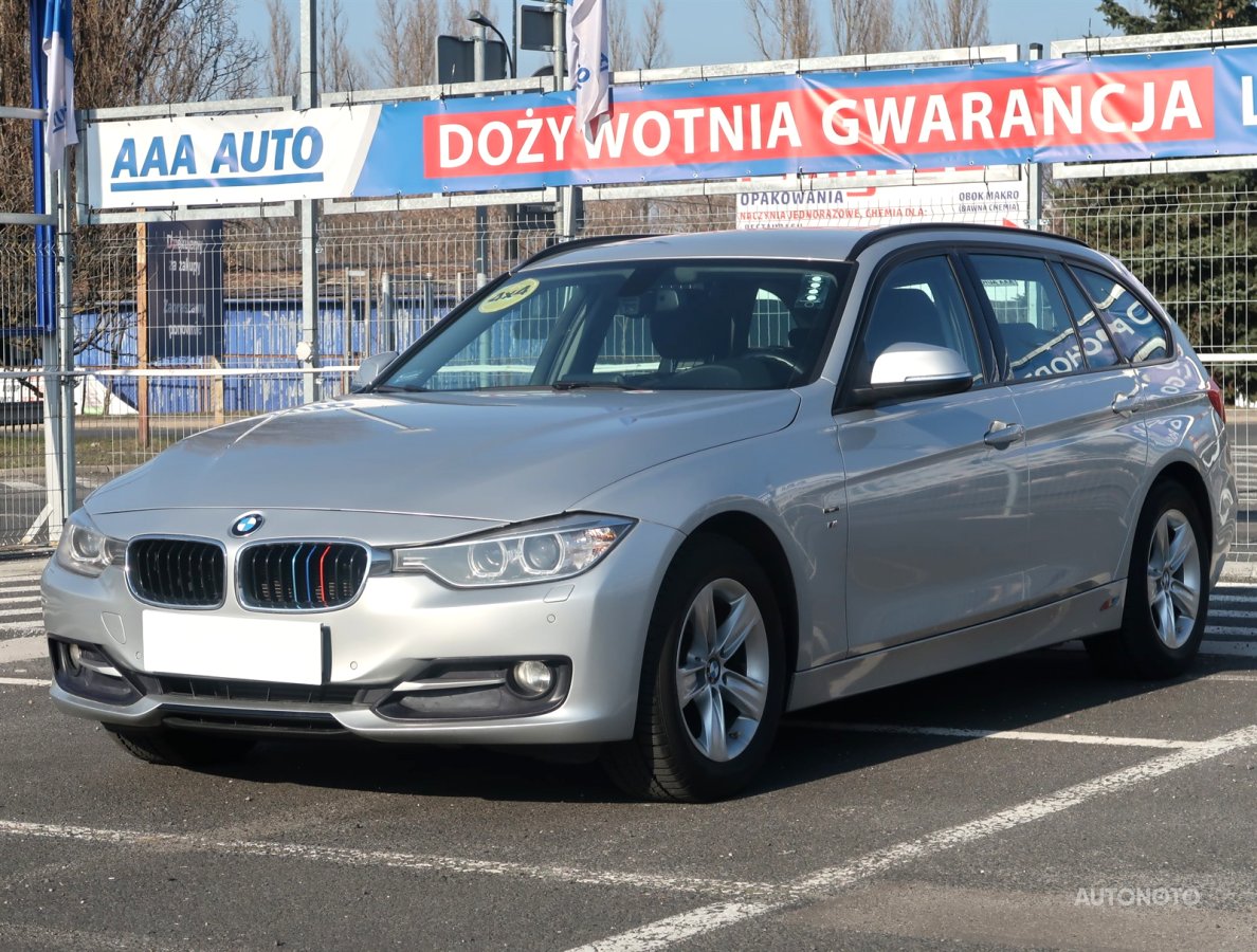 BMW Řada 3, 2014 - pohled č. 3