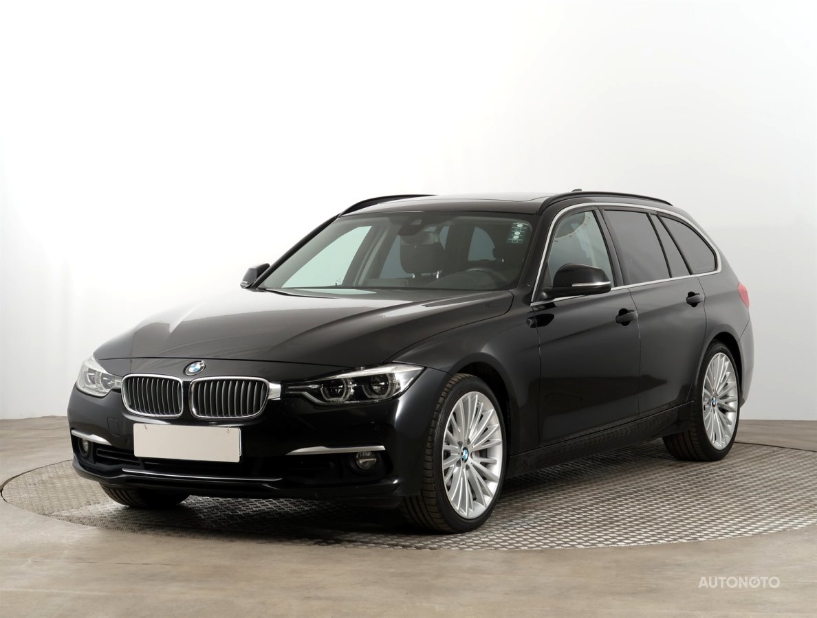 BMW Řada 3, 2019 - pohled č. 3