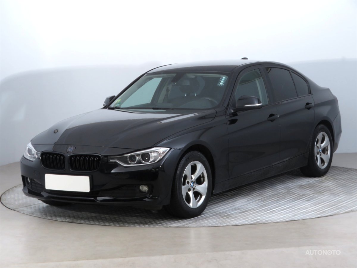 BMW Řada 3, 2013 - pohled č. 3