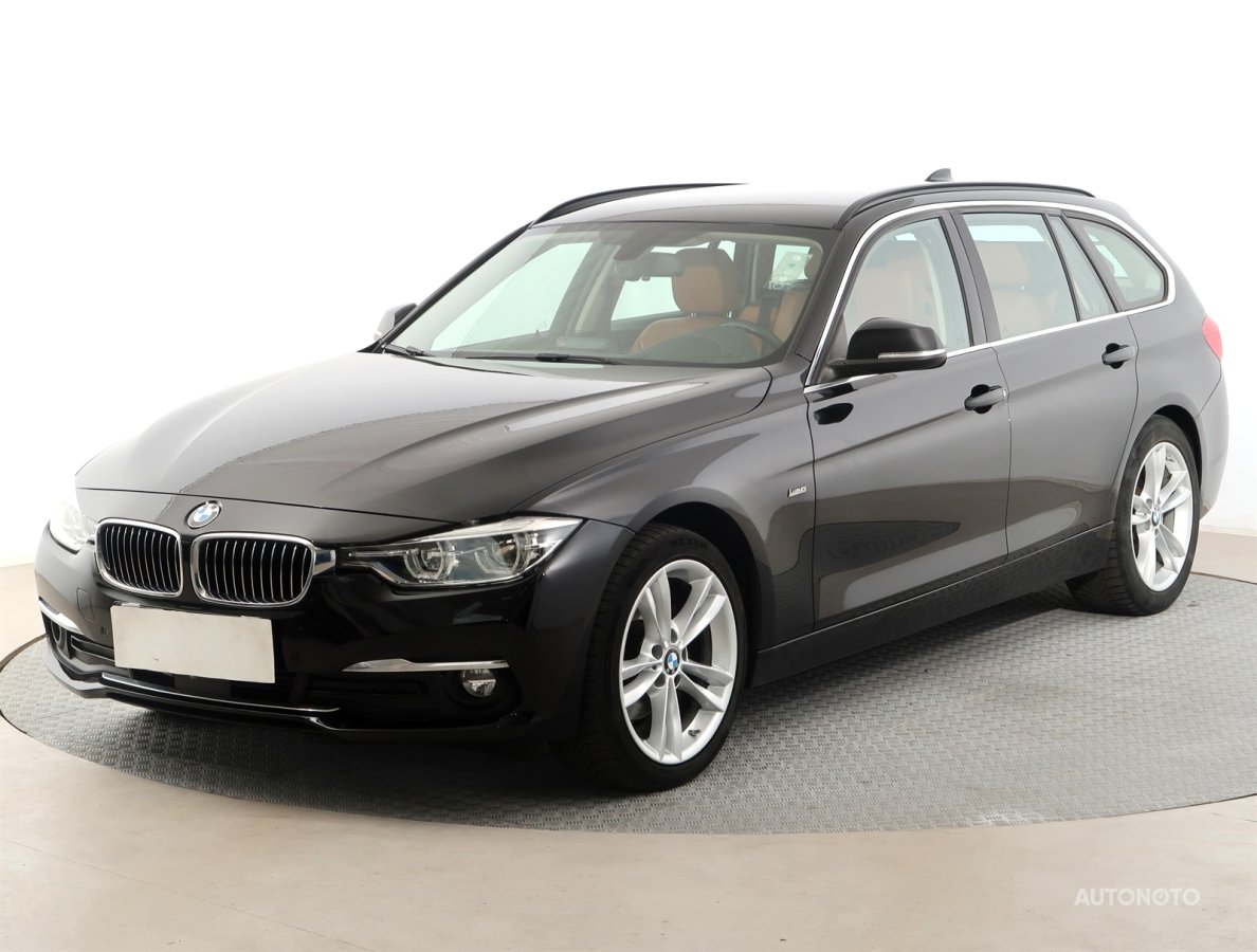 BMW Řada 3, 2018 - pohled č. 3