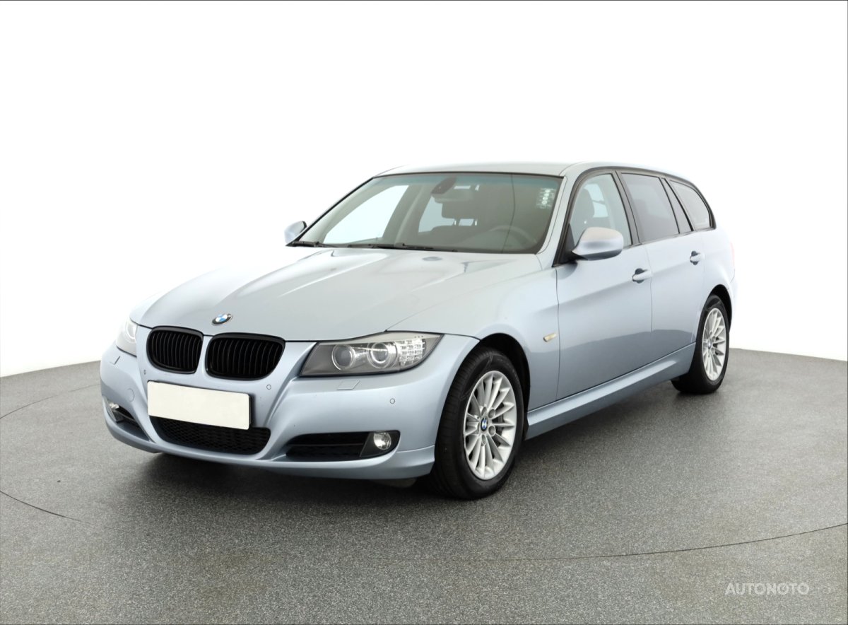 BMW Řada 3, 2008 - pohled č. 3