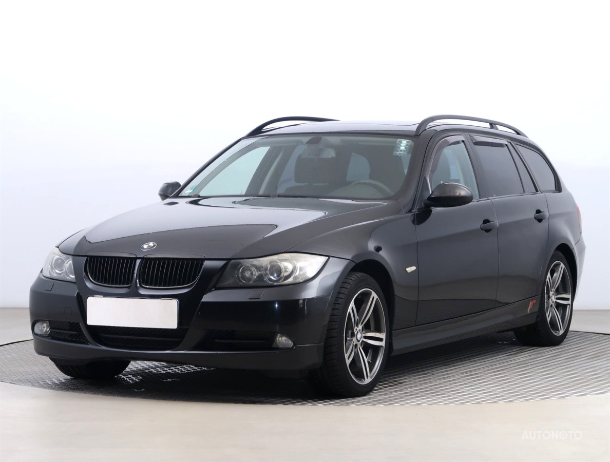 BMW Řada 3, 2007 - pohled č. 3