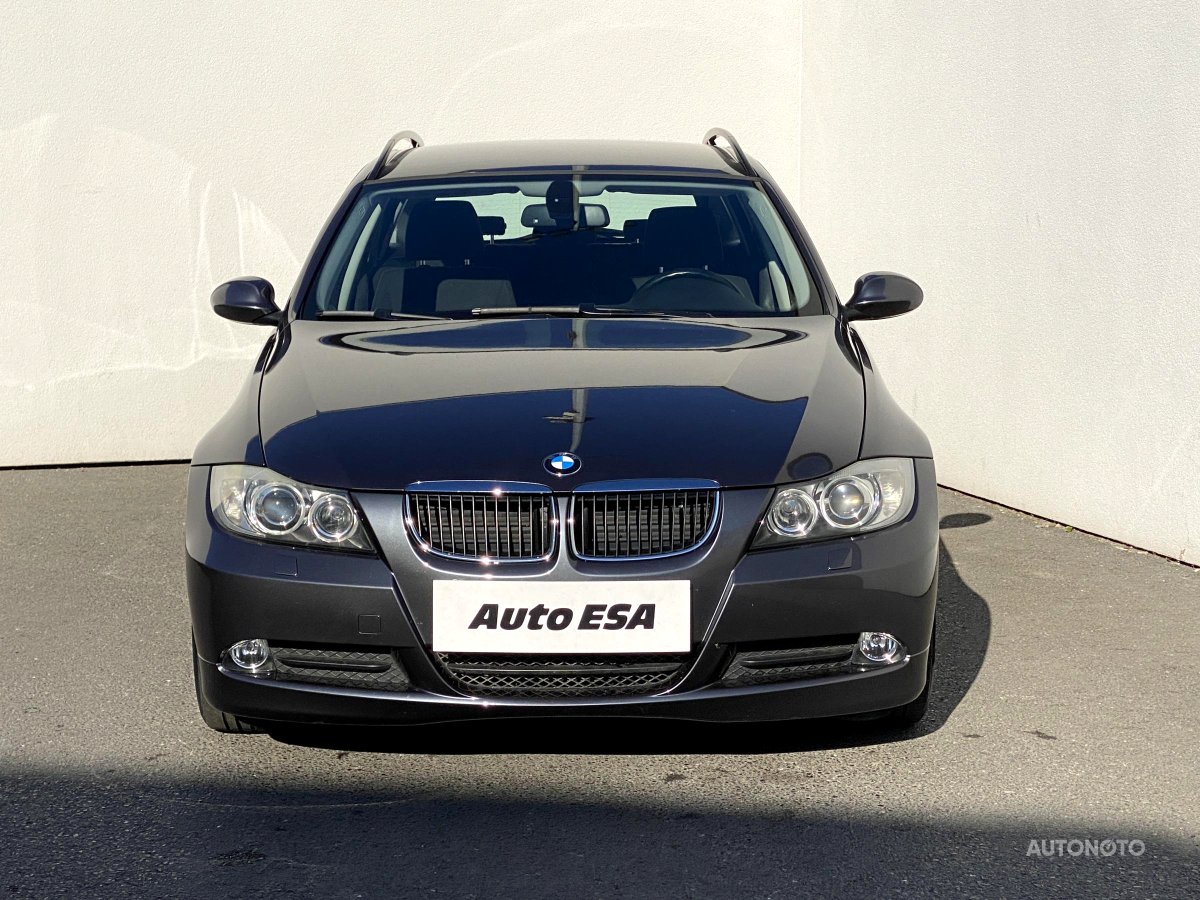 BMW Řada 3, 2008 - pohled č. 2