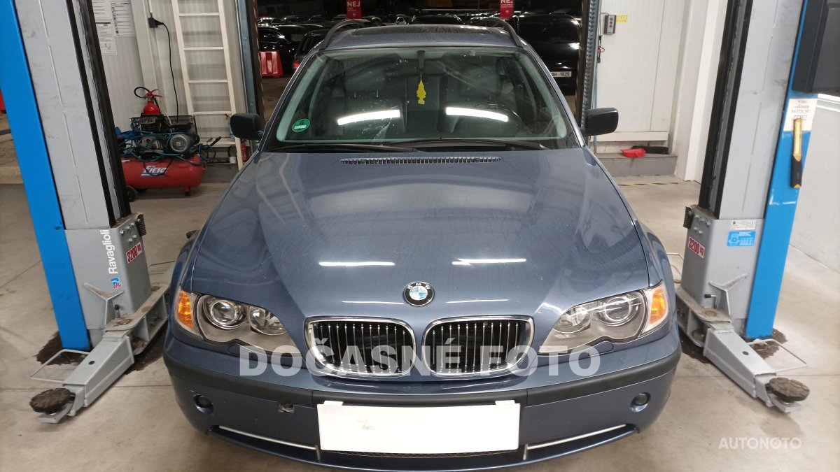 BMW Řada 3, 2002 - pohled č. 2