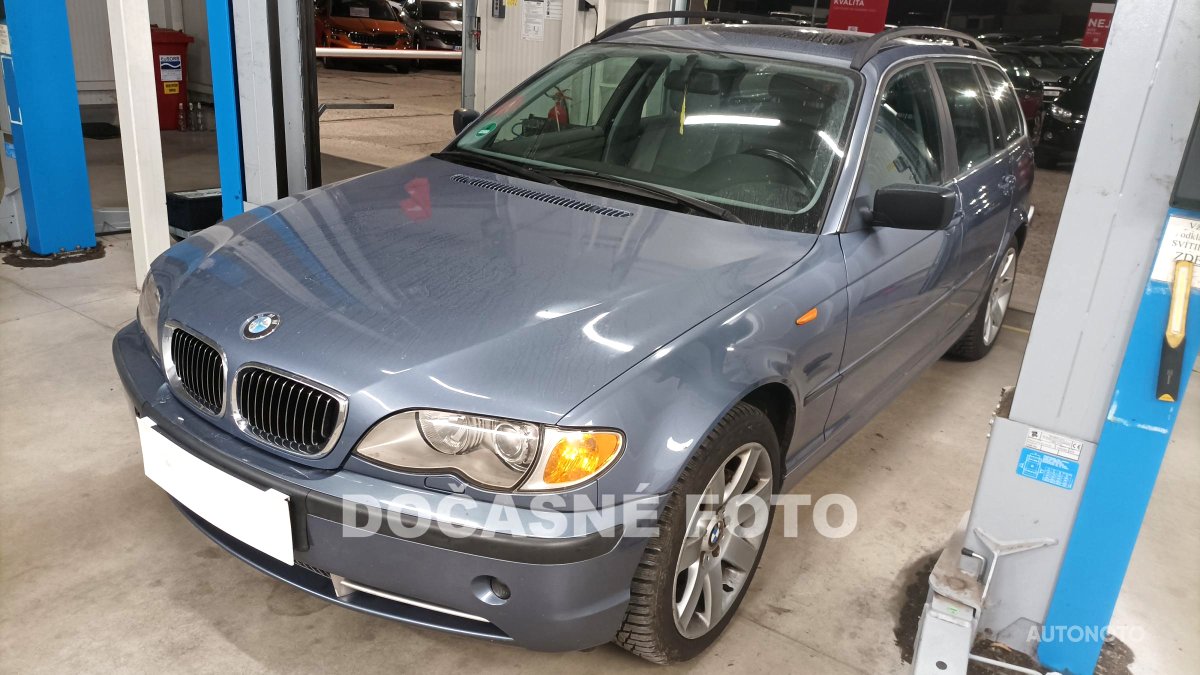 BMW Řada 3, 2002 - pohled č. 3