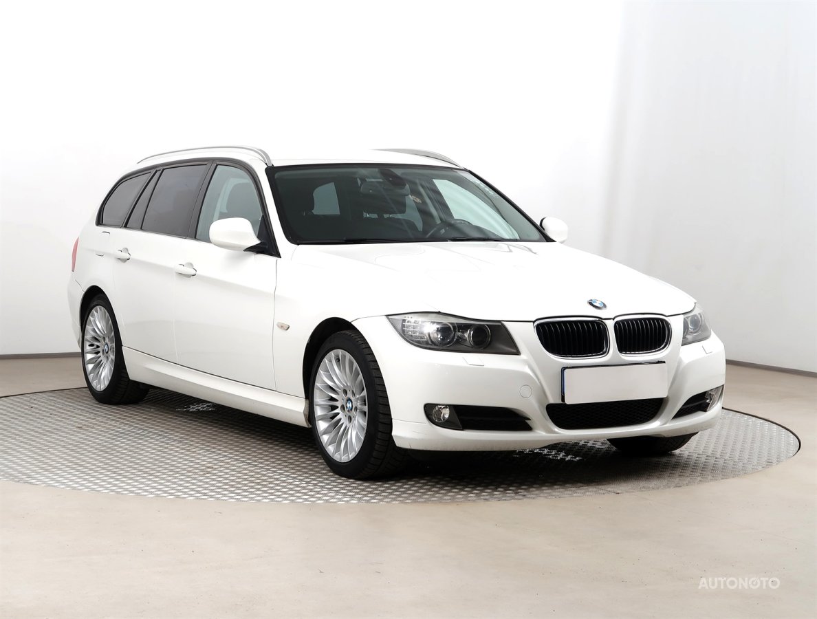 BMW Řada 3, 2012 - celkový pohled