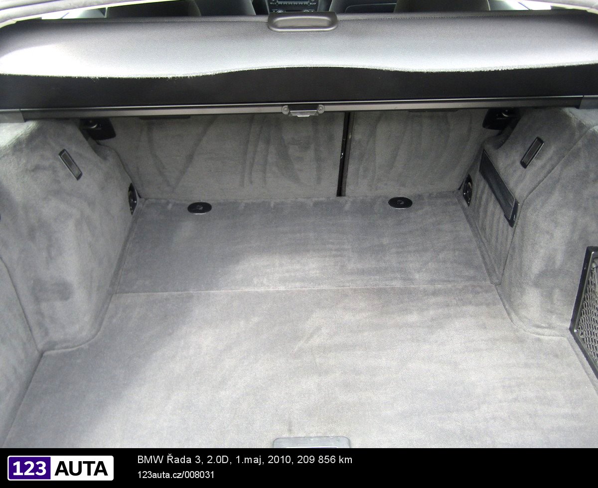 BMW Řada 3, 2010 - pohled č. 10