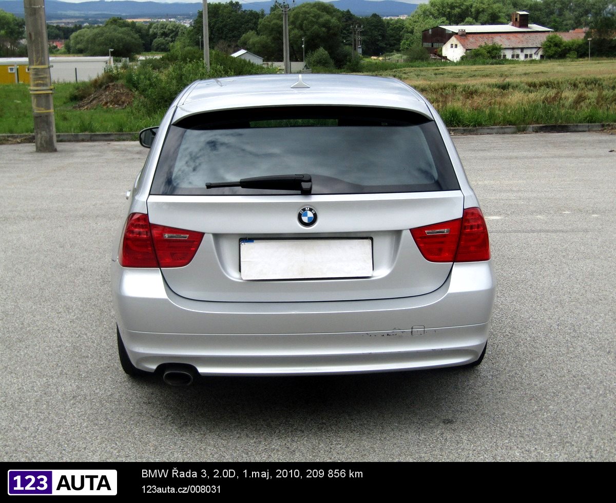 BMW Řada 3, 2010 - pohled č. 6
