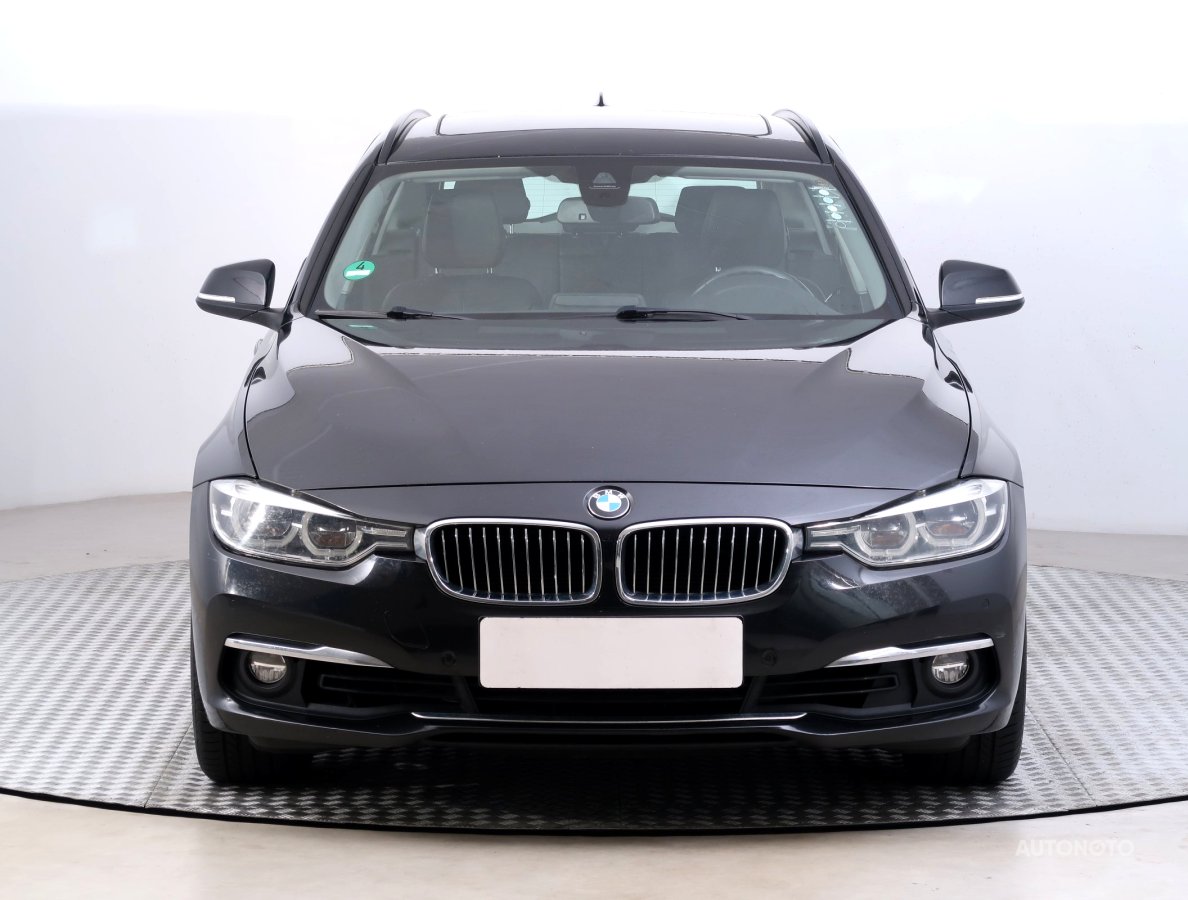 BMW Řada 3, 2016 - pohled č. 2