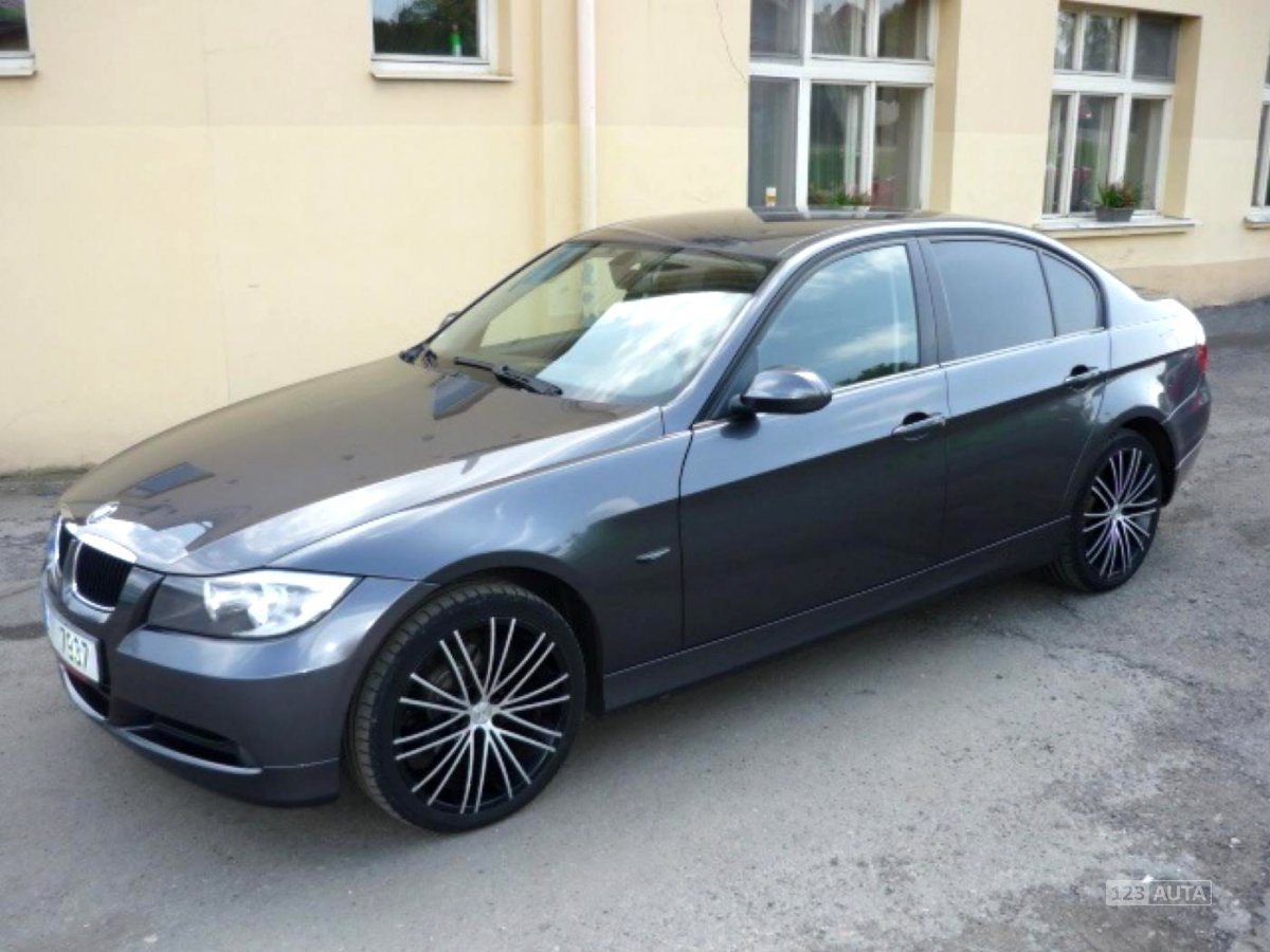 BMW Řada 3, 2005 - pohled č. 4