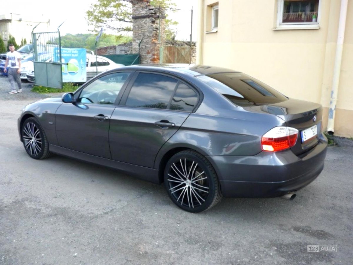 BMW Řada 3, 2005 - pohled č. 5