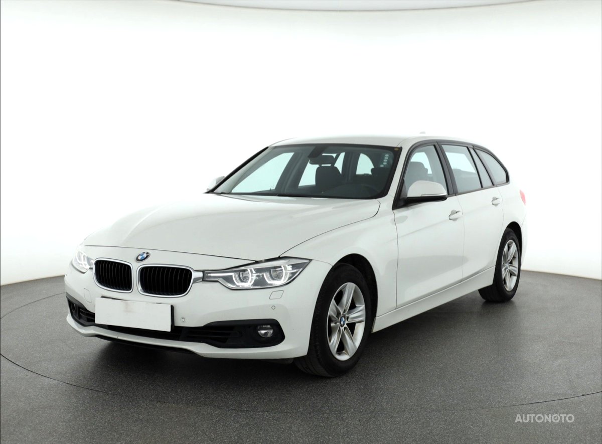 BMW Řada 3, 2019 - pohled č. 3