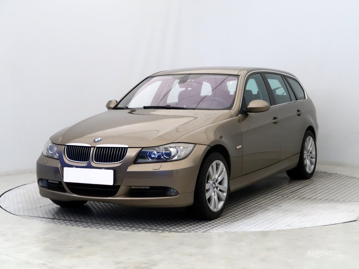 BMW Řada 3, 2007 - pohled č. 3