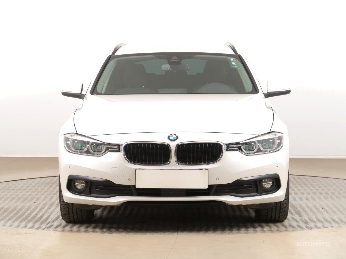 BMW Řada 3, 2019 - pohled č. 2