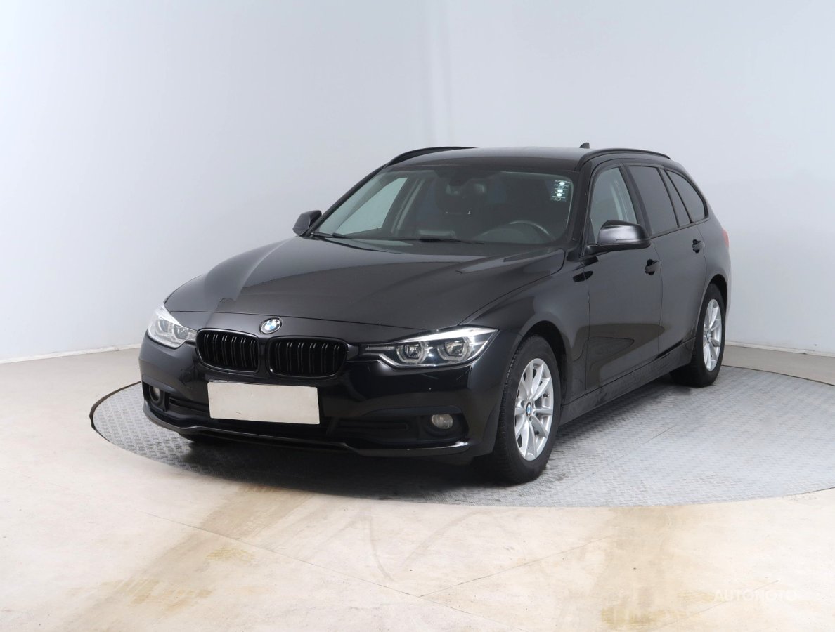 BMW Řada 3, 2016 - pohled č. 3