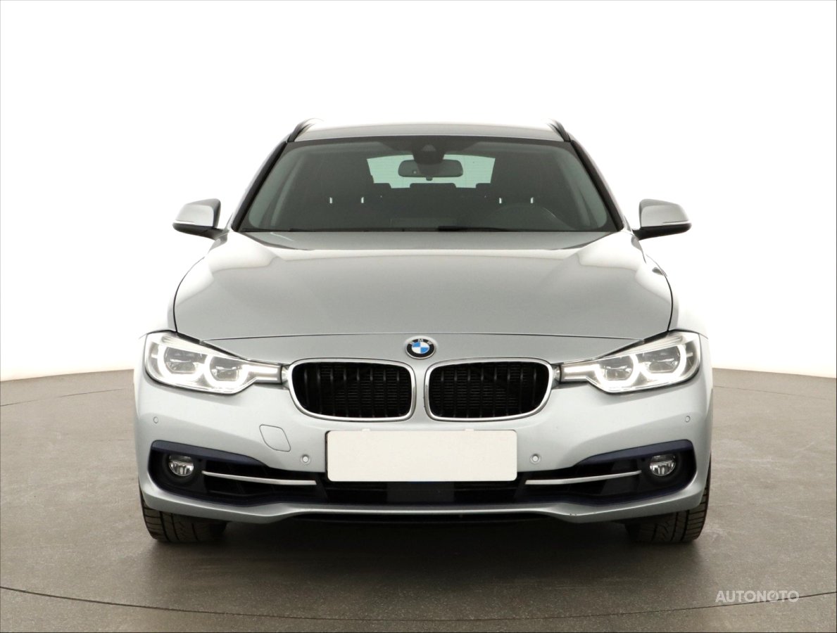 BMW Řada 3, 2017 - pohled č. 2