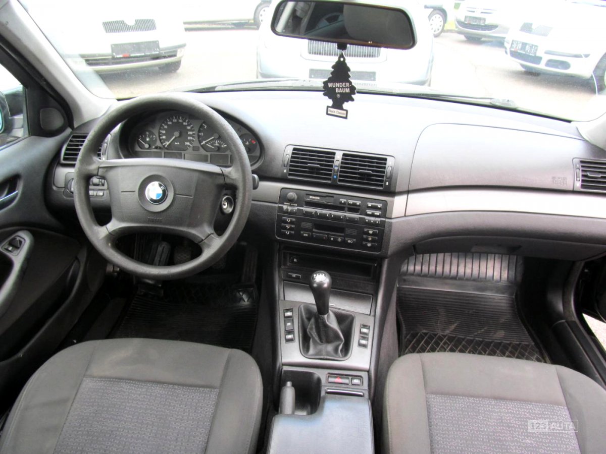 BMW Řada 3, 2003 - pohled č. 21
