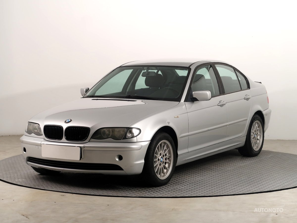 BMW Řada 3, 2002 - pohled č. 3