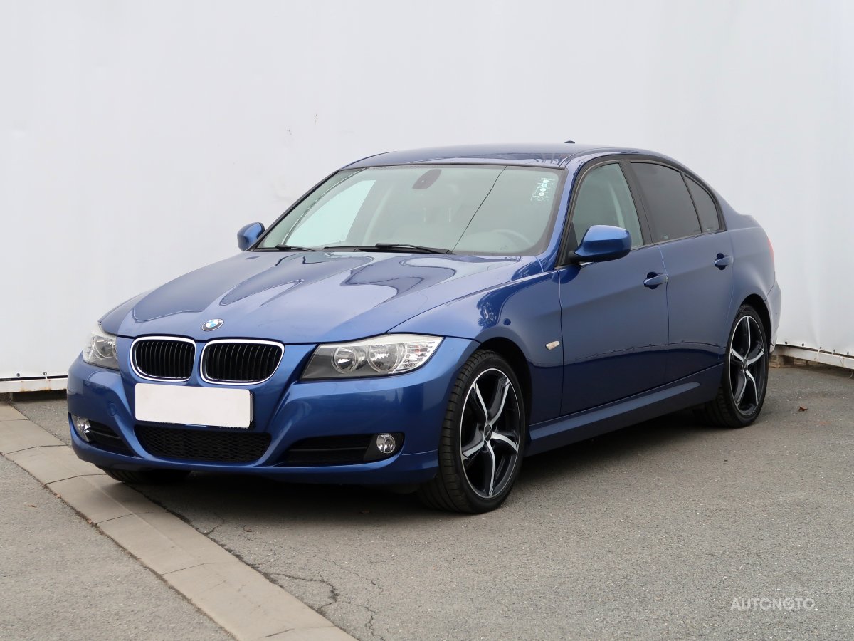 BMW Řada 3, 2010 - pohled č. 3