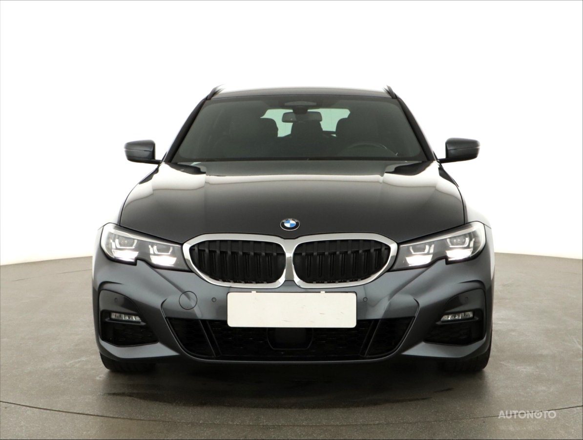 BMW Řada 3, 2021 - pohled č. 2
