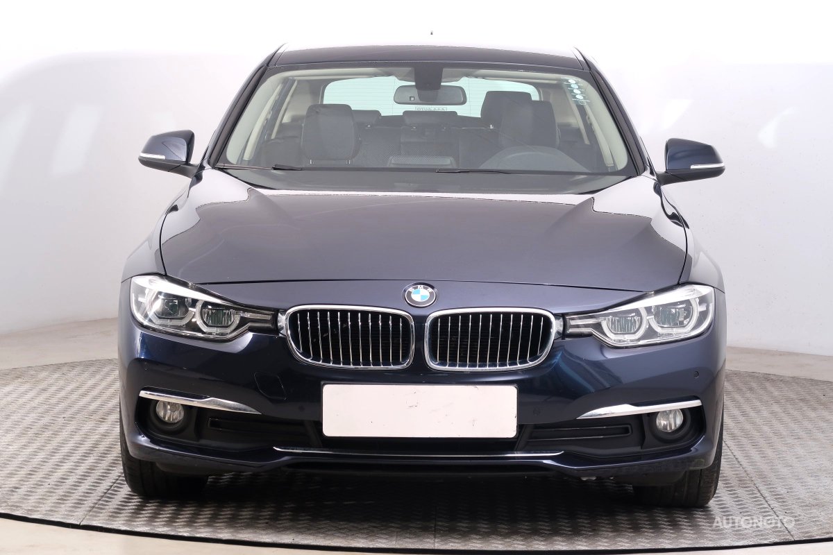 BMW Řada 3, 2016 - pohled č. 2