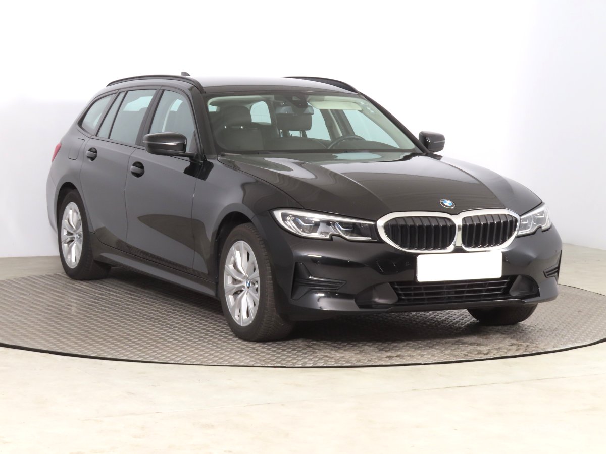 BMW Řada 3, 2021 - pohled č. 1