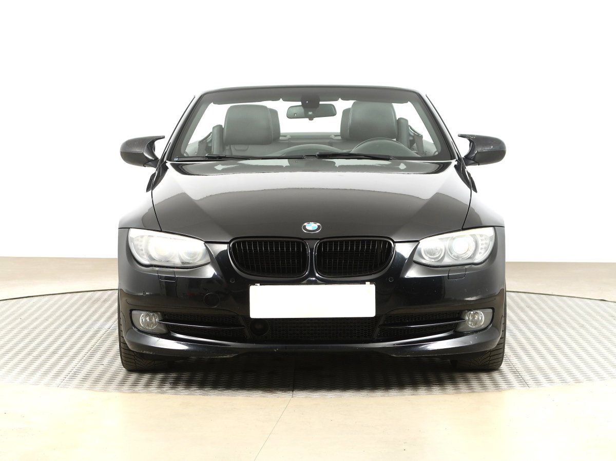 BMW Řada 3, 2010 - pohled č. 2