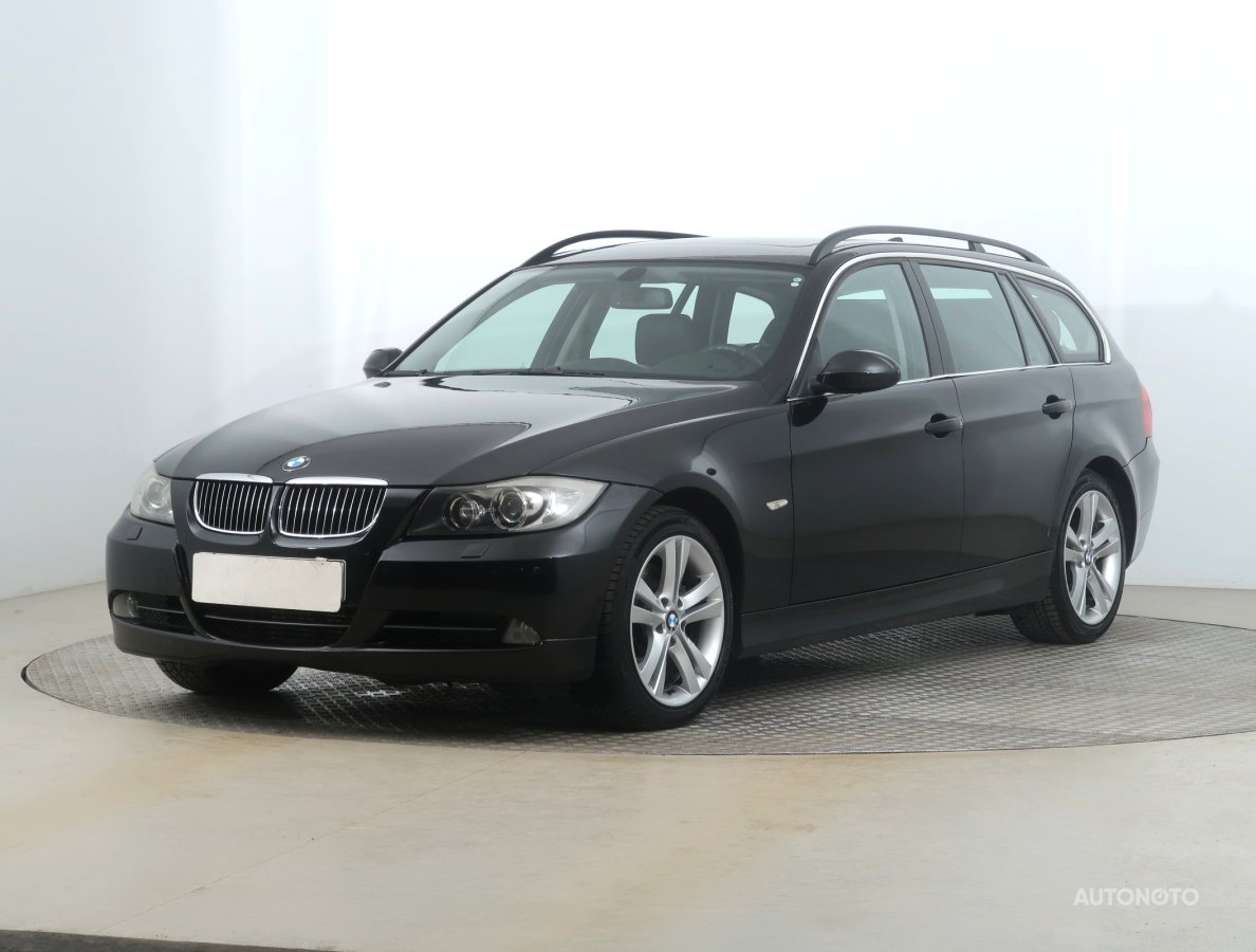 BMW Řada 3, 2006 - pohled č. 3