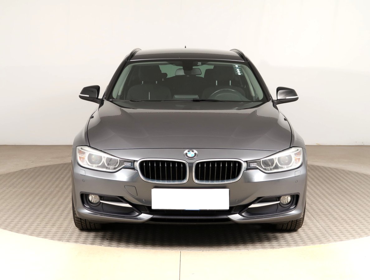 BMW Řada 3, 2014 - pohled č. 2