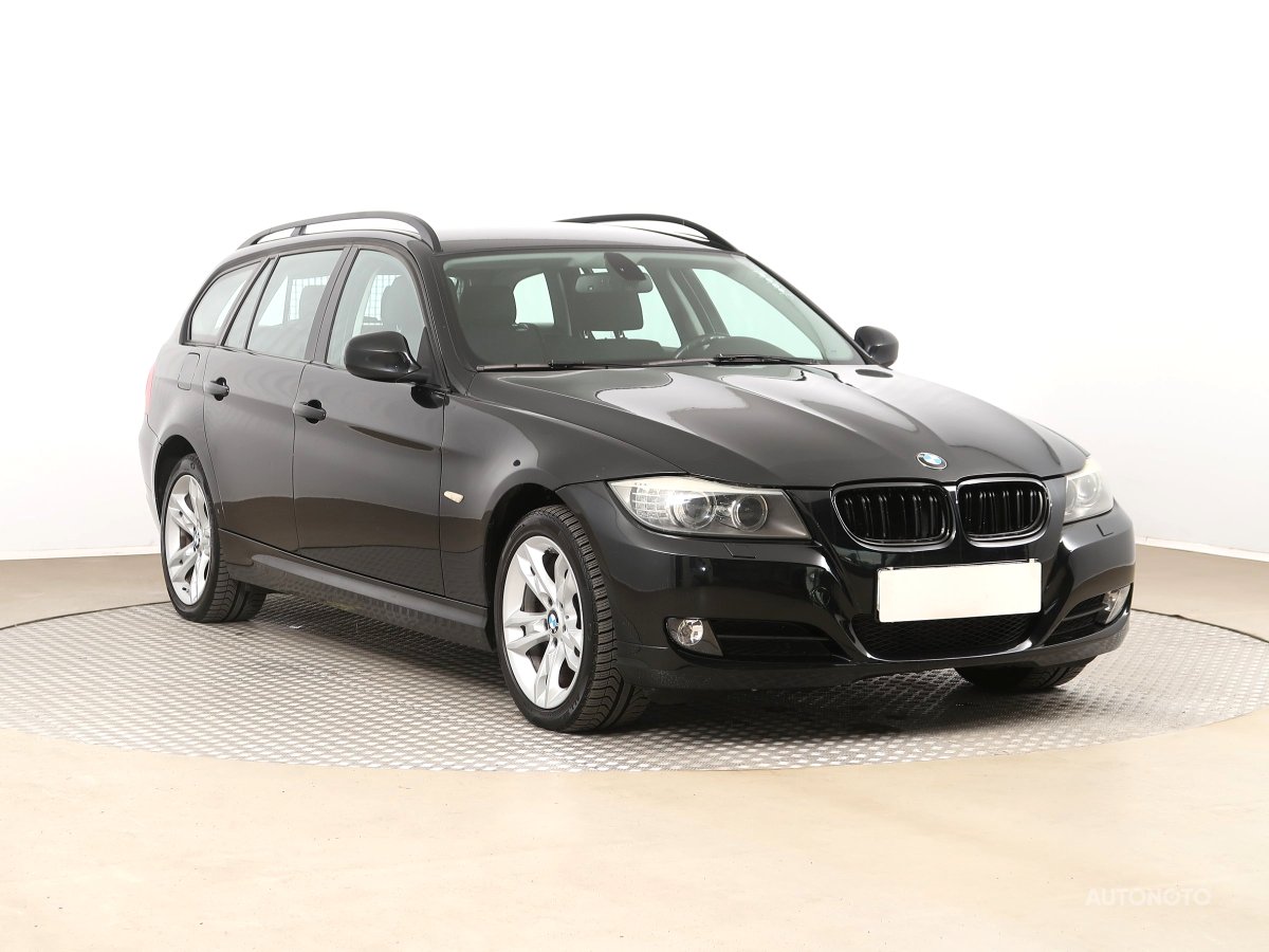 BMW Řada 3, 2010 - pohled č. 1