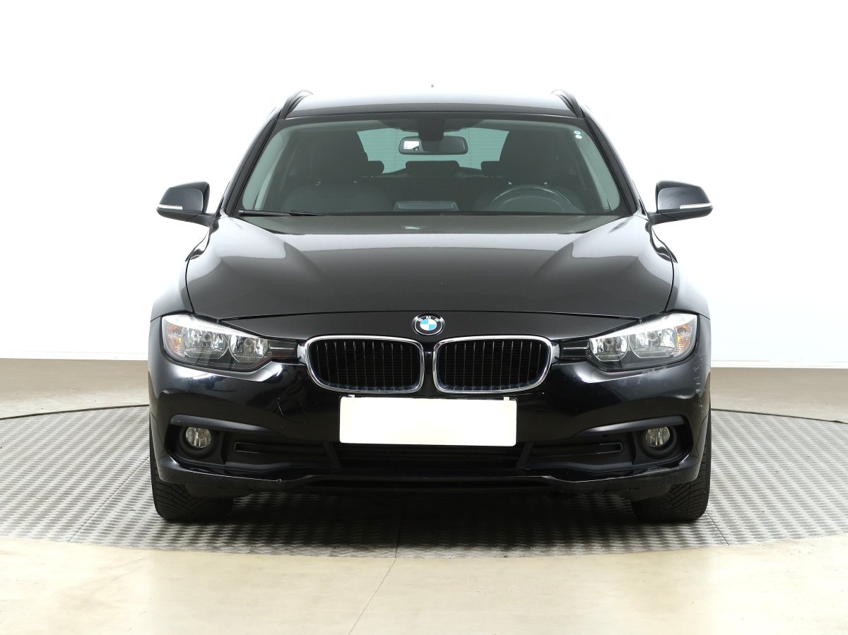 BMW Řada 3, 2017 - pohled č. 2