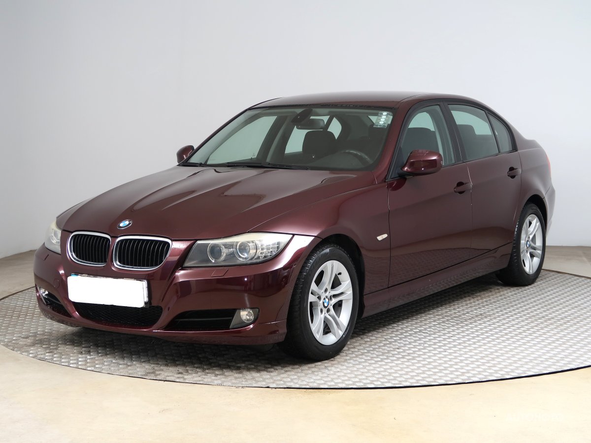 BMW Řada 3, 2008 - pohled č. 3