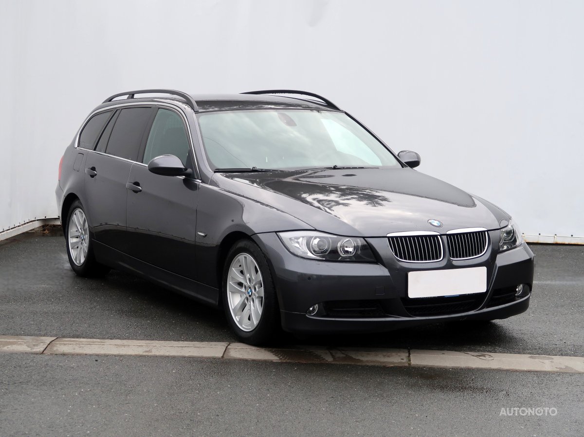 BMW Řada 3, 2008 - pohled č. 1