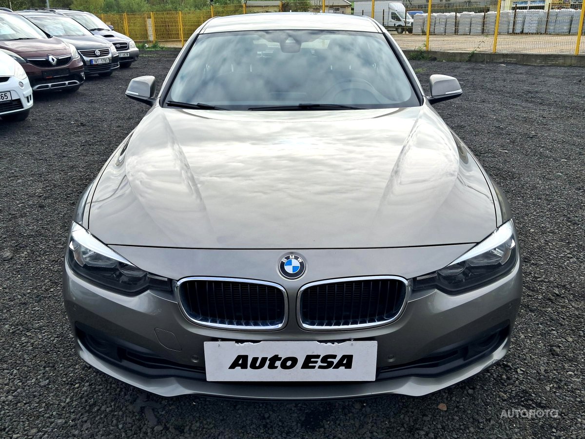 BMW Řada 3, 2016 - pohled č. 2