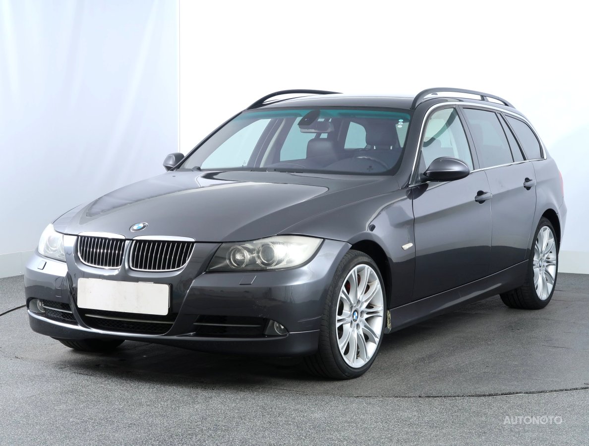 BMW Řada 3, 2006 - pohled č. 3