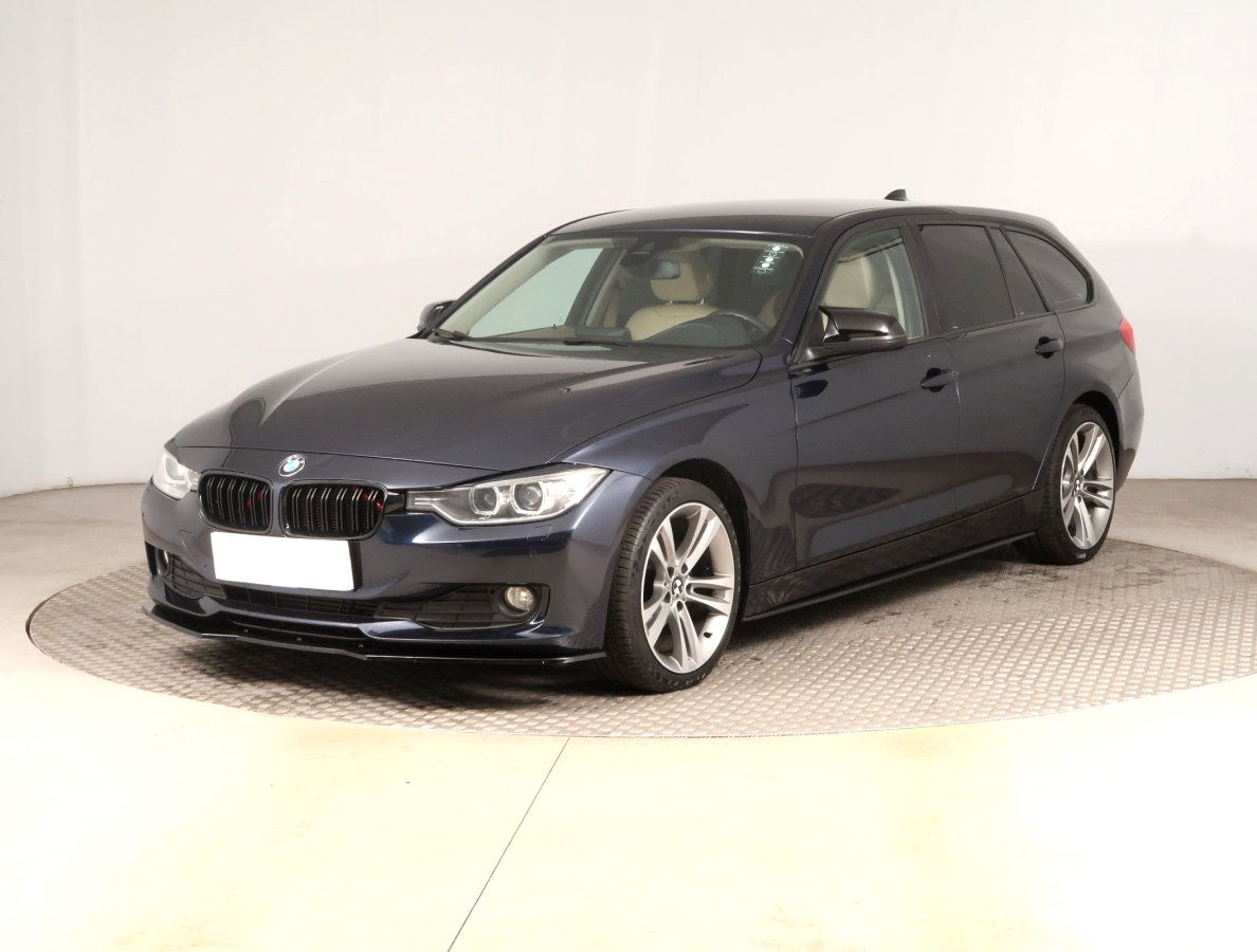 BMW Řada 3, 2013 - pohled č. 3