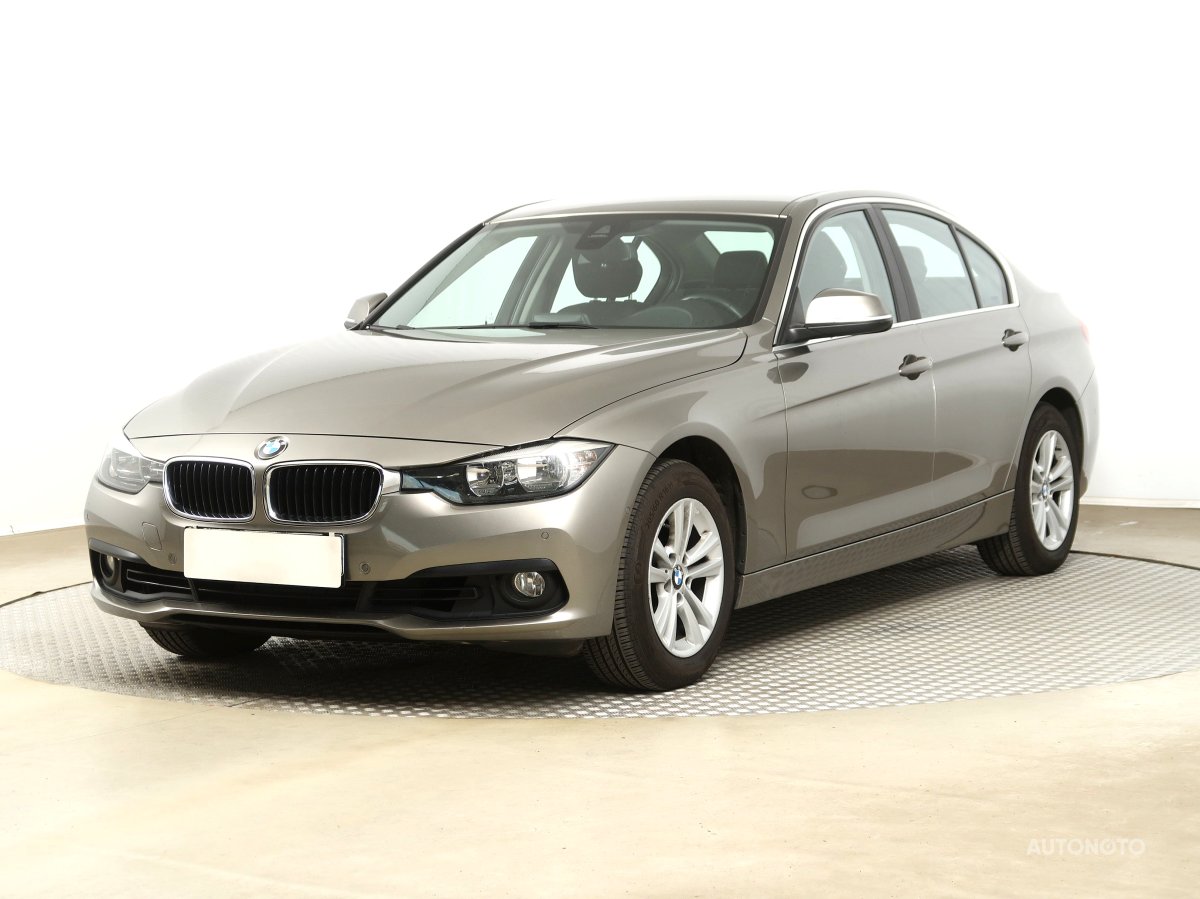 BMW Řada 3, 2016 - pohled č. 3