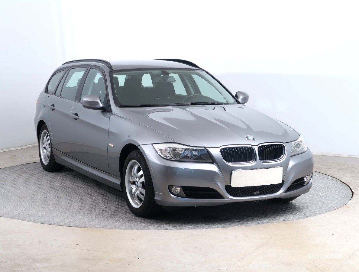 BMW Řada 3, 2011 - celkový pohled