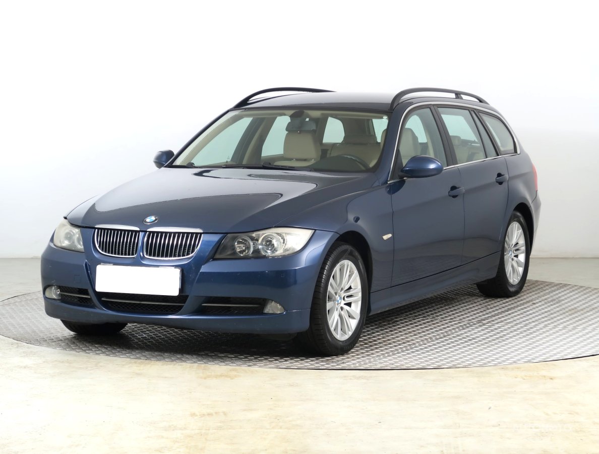 BMW Řada 3, 2006 - pohled č. 3