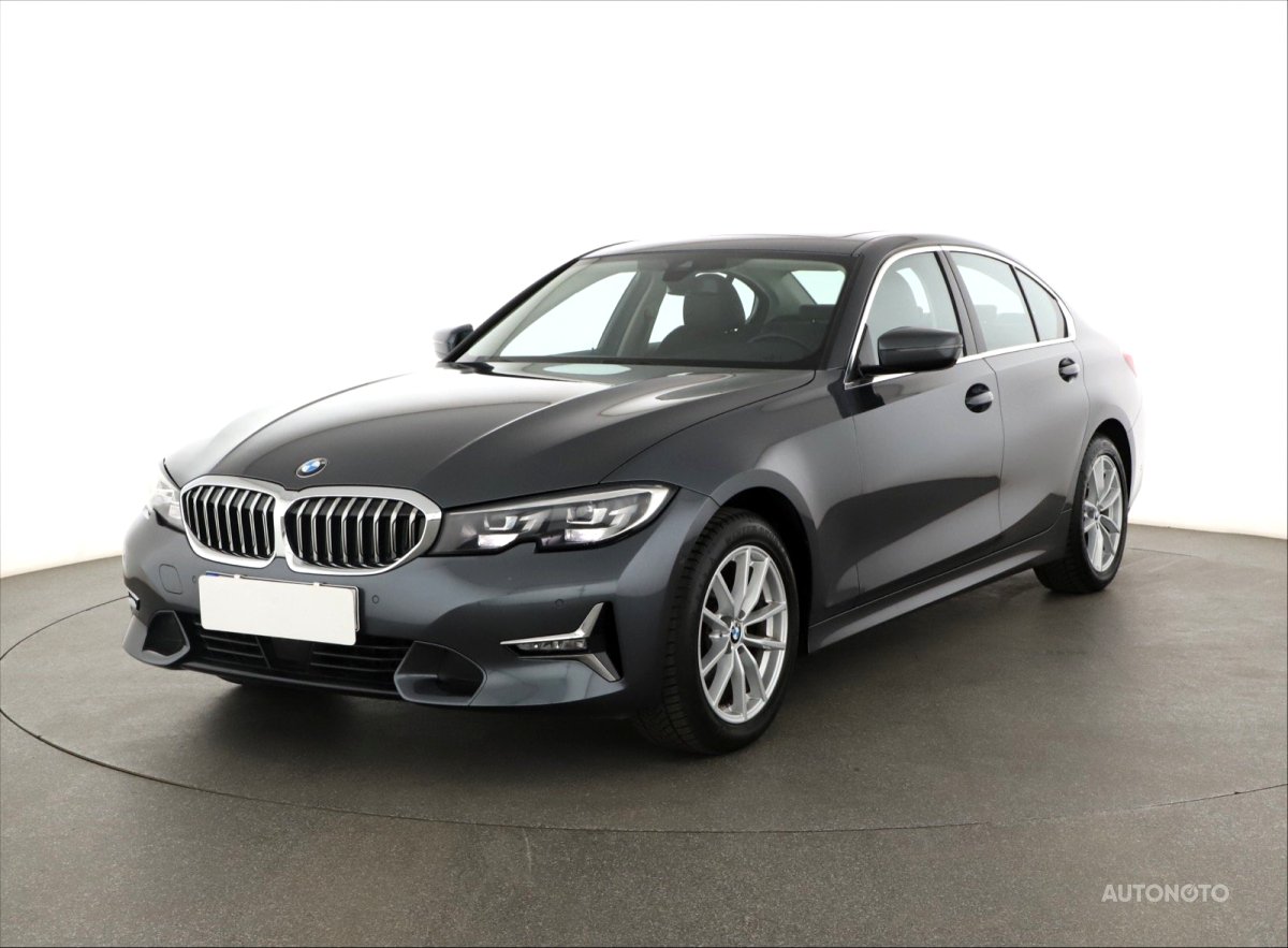 BMW Řada 3, 2021 - pohled č. 3