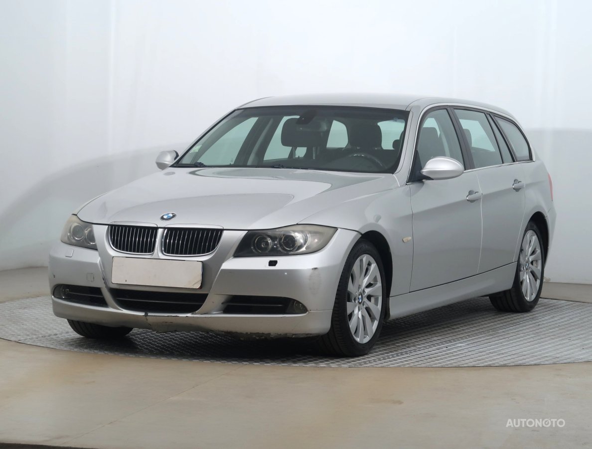 BMW Řada 3, 2006 - pohled č. 3