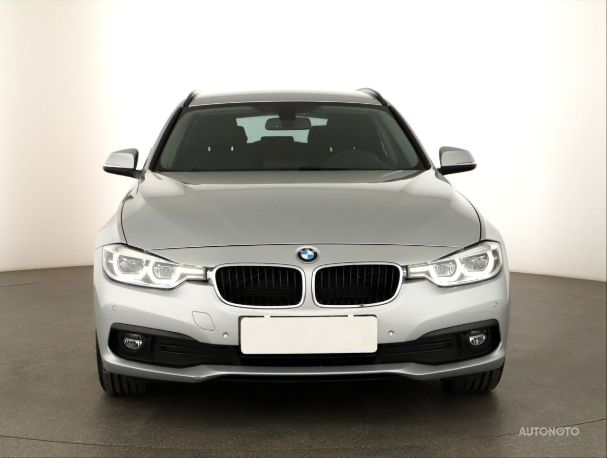 BMW Řada 3, 2019 - pohled č. 2