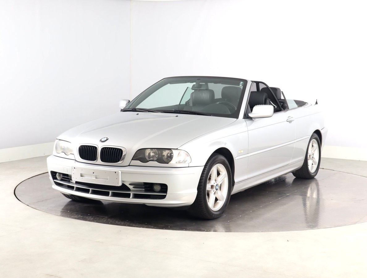 BMW Řada 3, 2002 - pohled č. 3