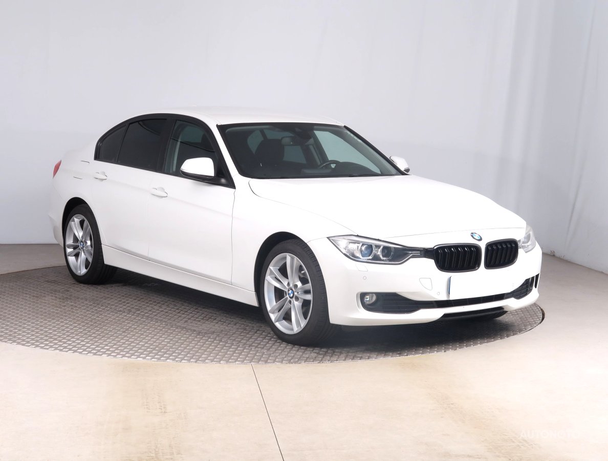 BMW Řada 3, 2012 - celkový pohled