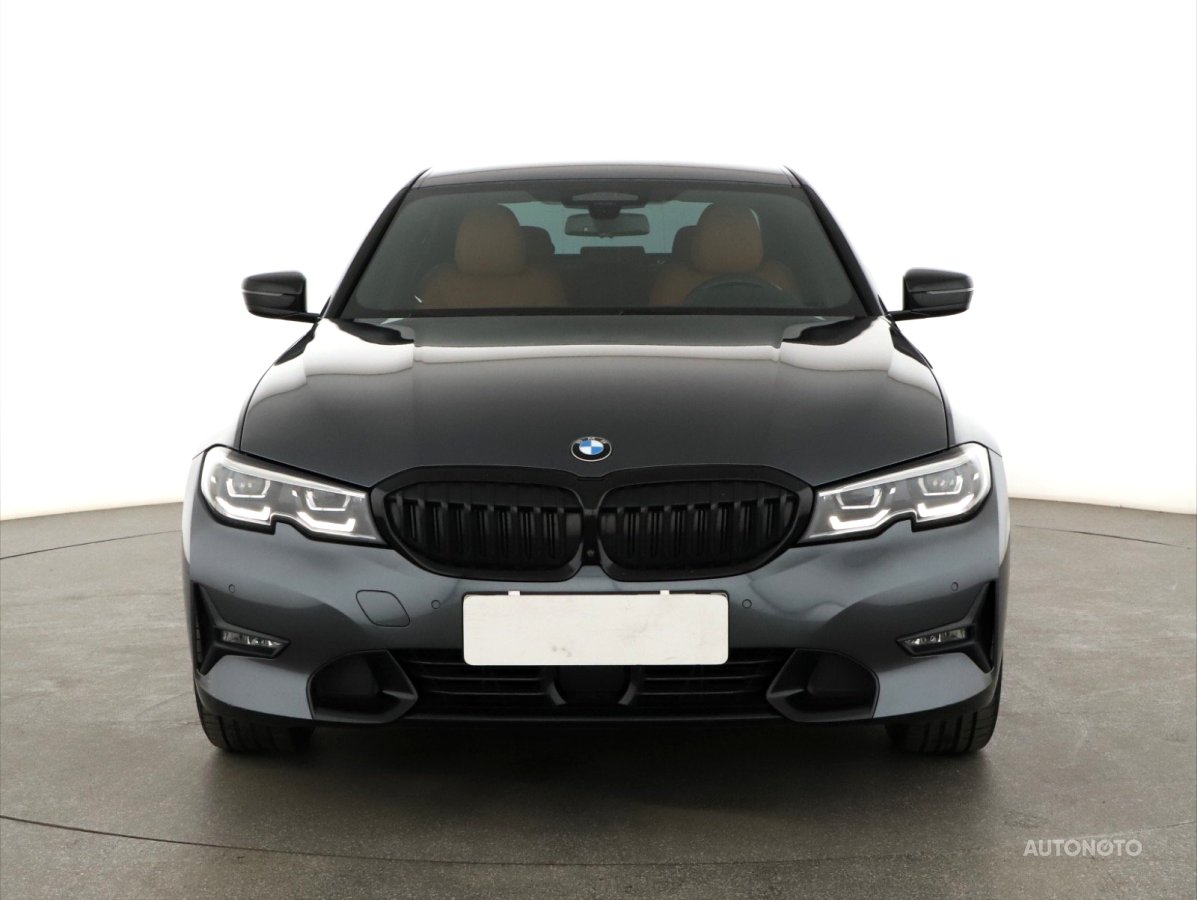 BMW Řada 3, 2019 - pohled č. 2