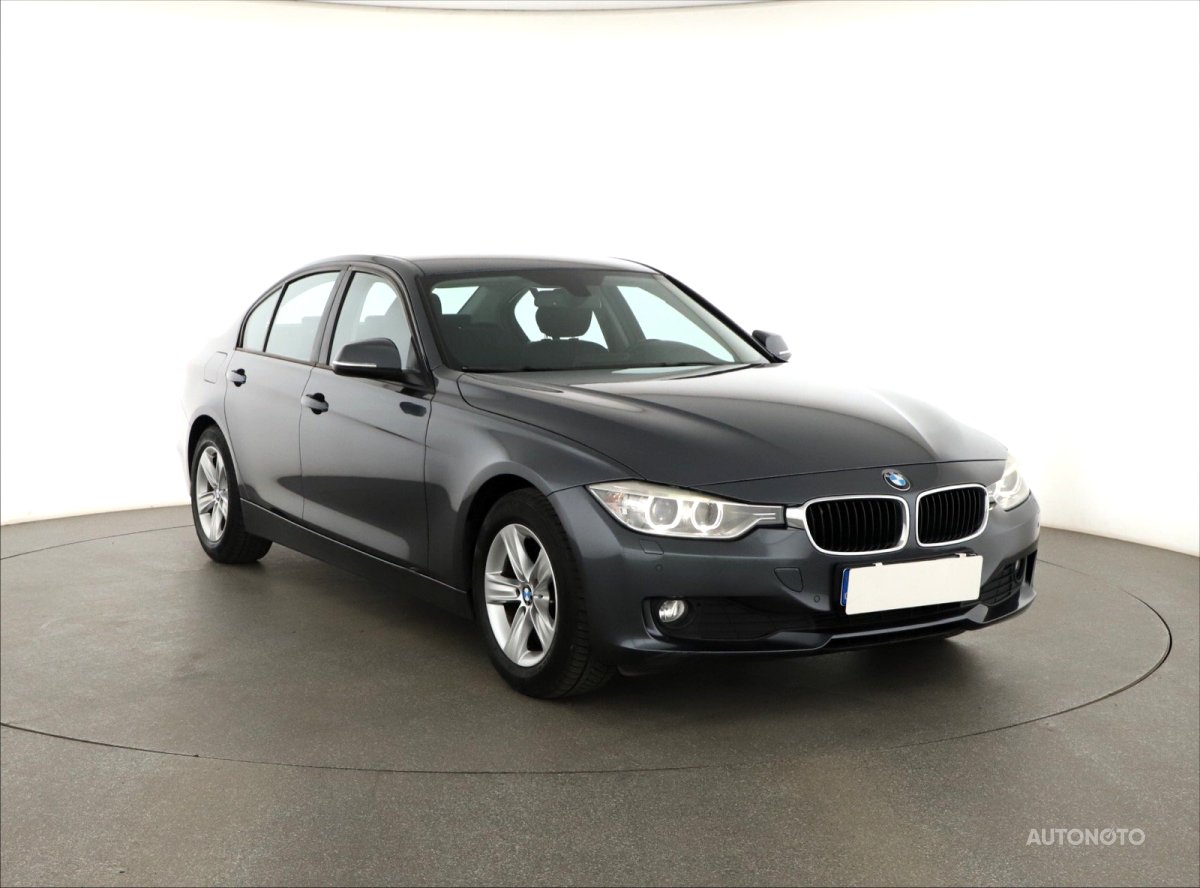 BMW Řada 3, 2012 - celkový pohled